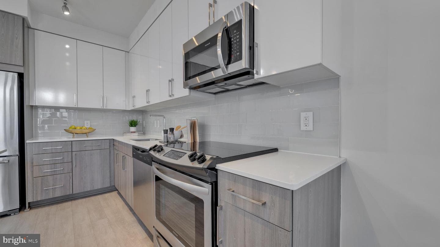 145 Riverhaven Drive #514 photo 6