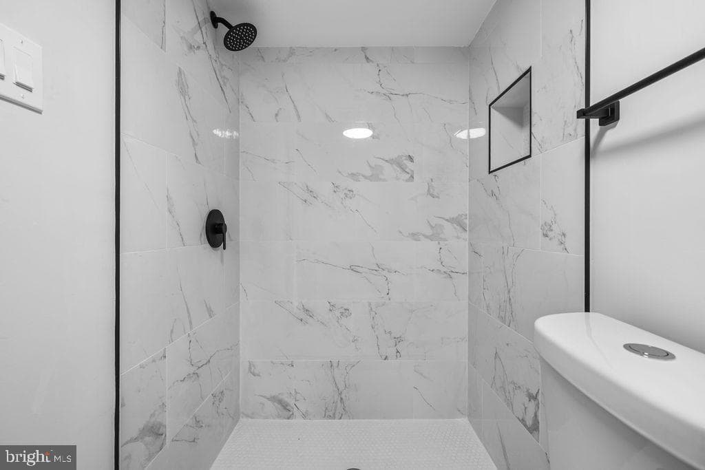 4212 Kennedy Street photo 24