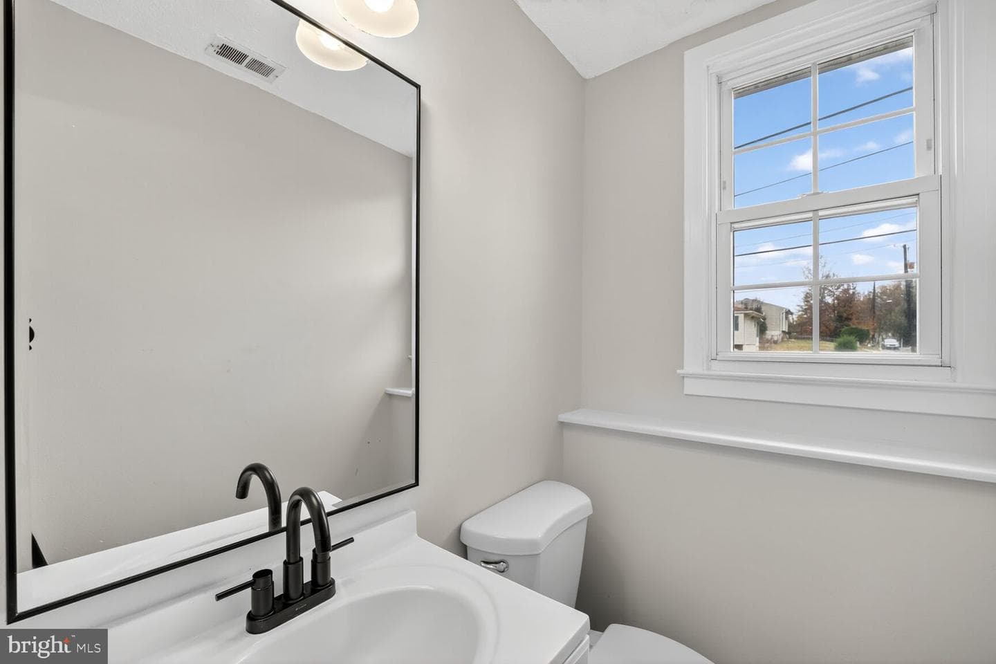404 Kerby Hill Road photo 6