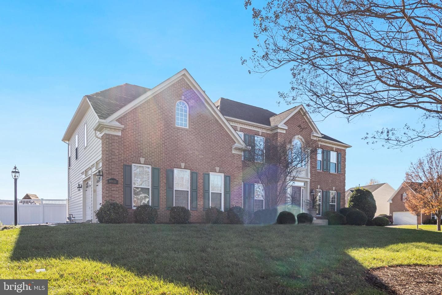 10111 Georgian Lane photo 2
