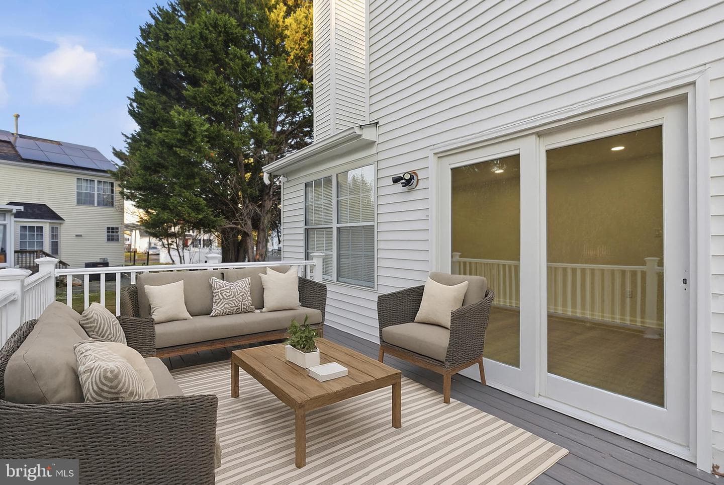 402 Red Leaf Court photo 36