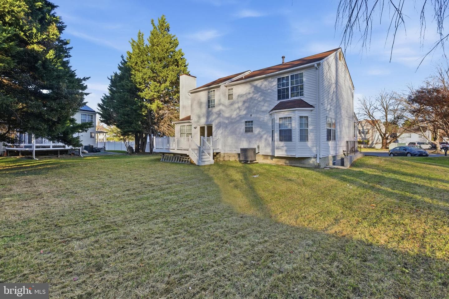 402 Red Leaf Court photo 37