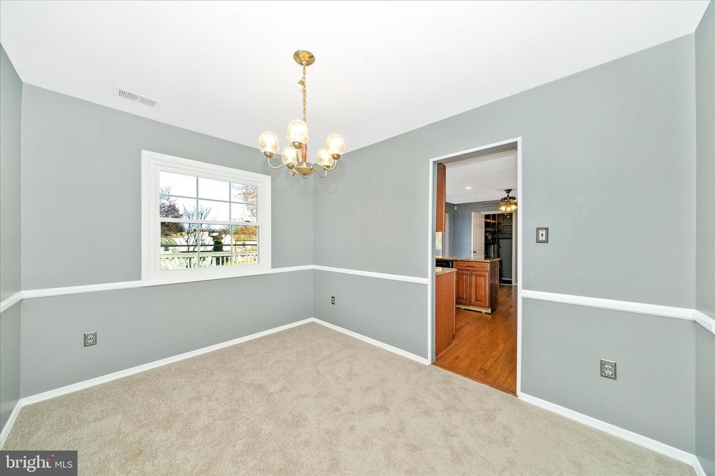 9706 New Orchard Drive photo 17