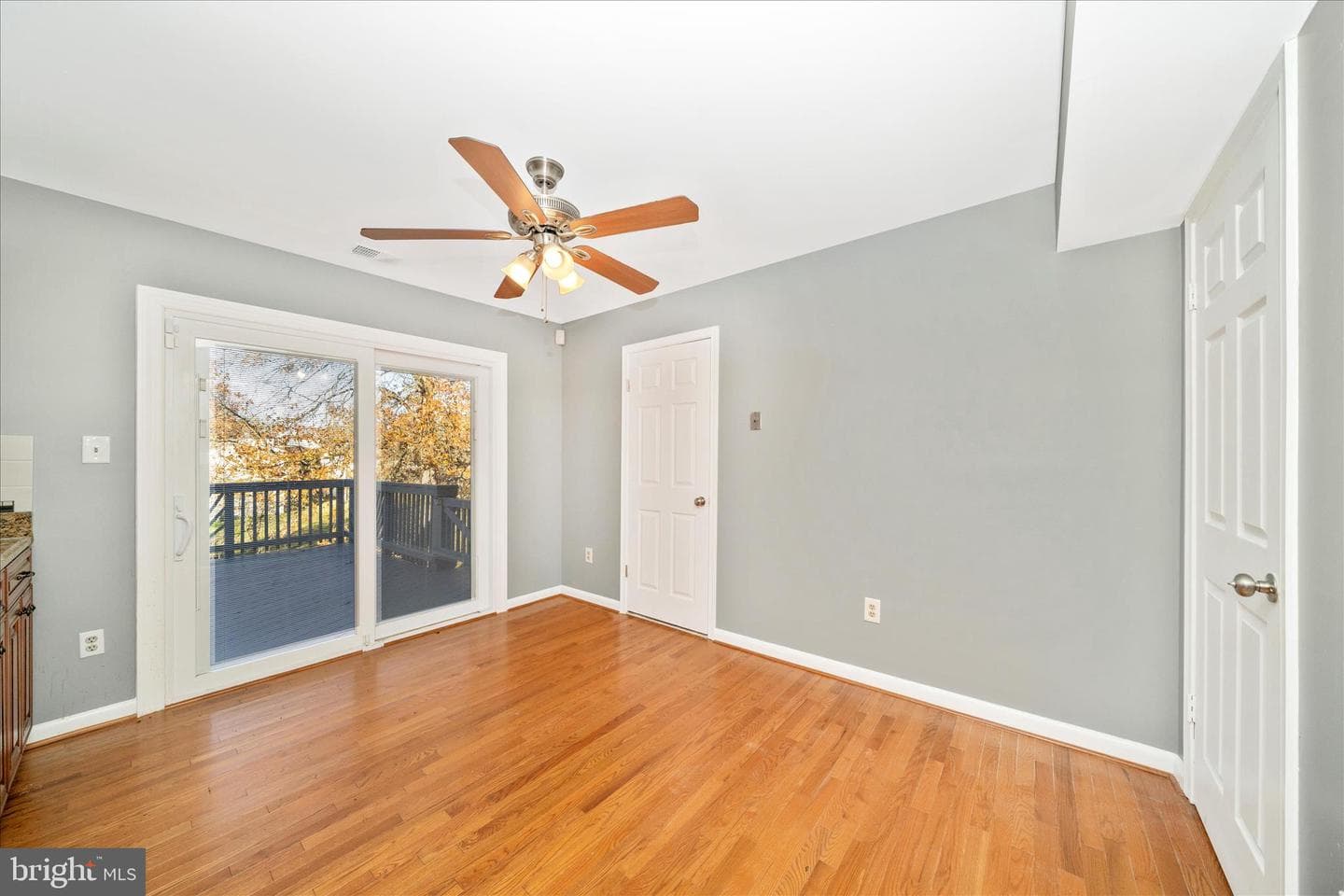 9706 New Orchard Drive photo 27