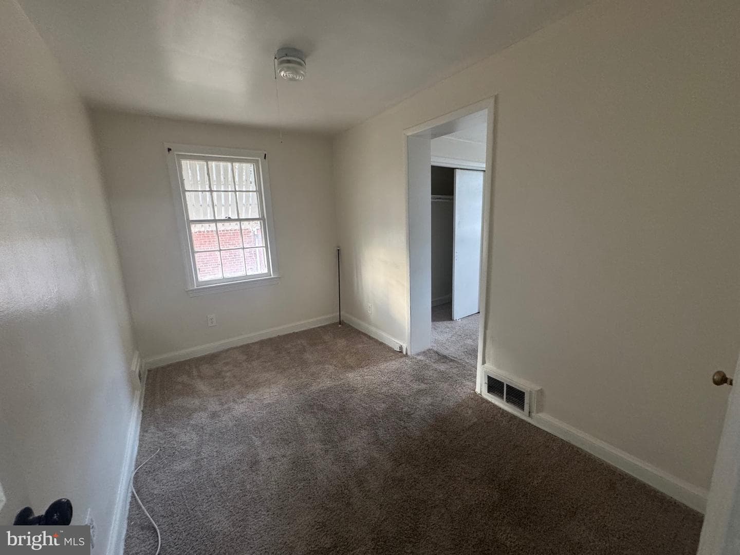5444 Varnum Street photo 21