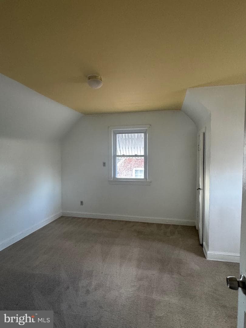 5444 Varnum Street photo 24