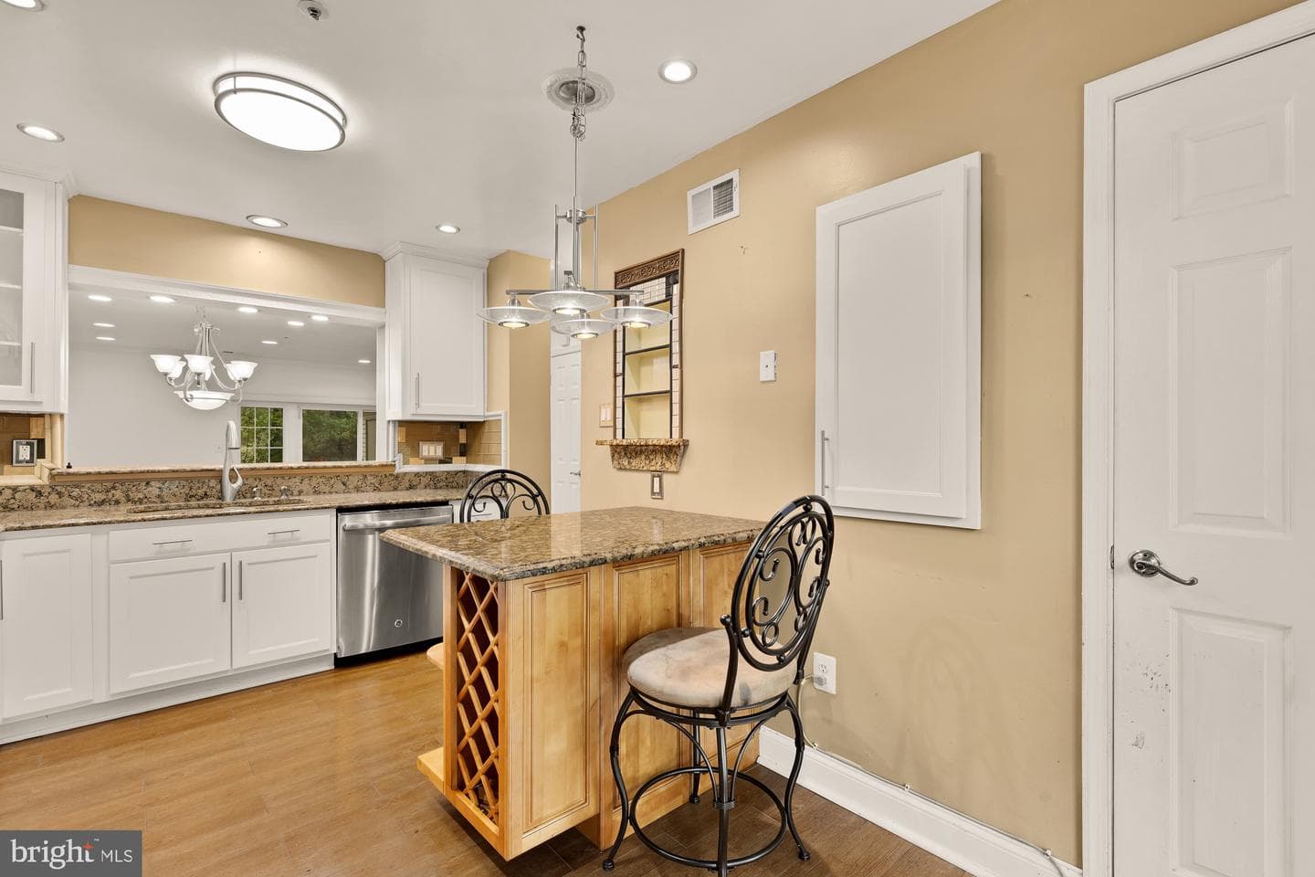 9204 Oregold Court photo 8