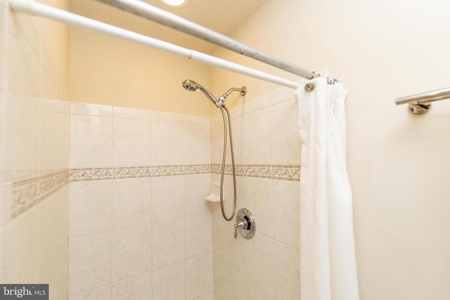 13400 Oaklands Manor Drive photo 17