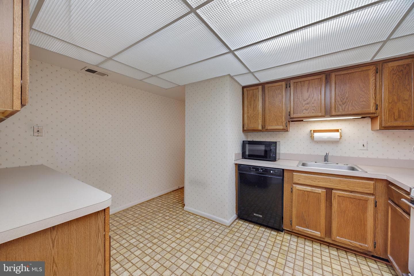 6952 Hanover Parkway #2 (#200) photo 12