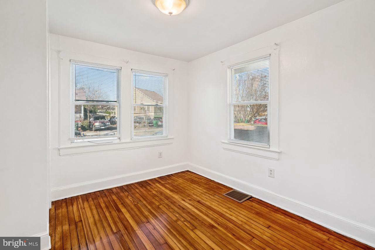 4317 Lawrence Street photo 13