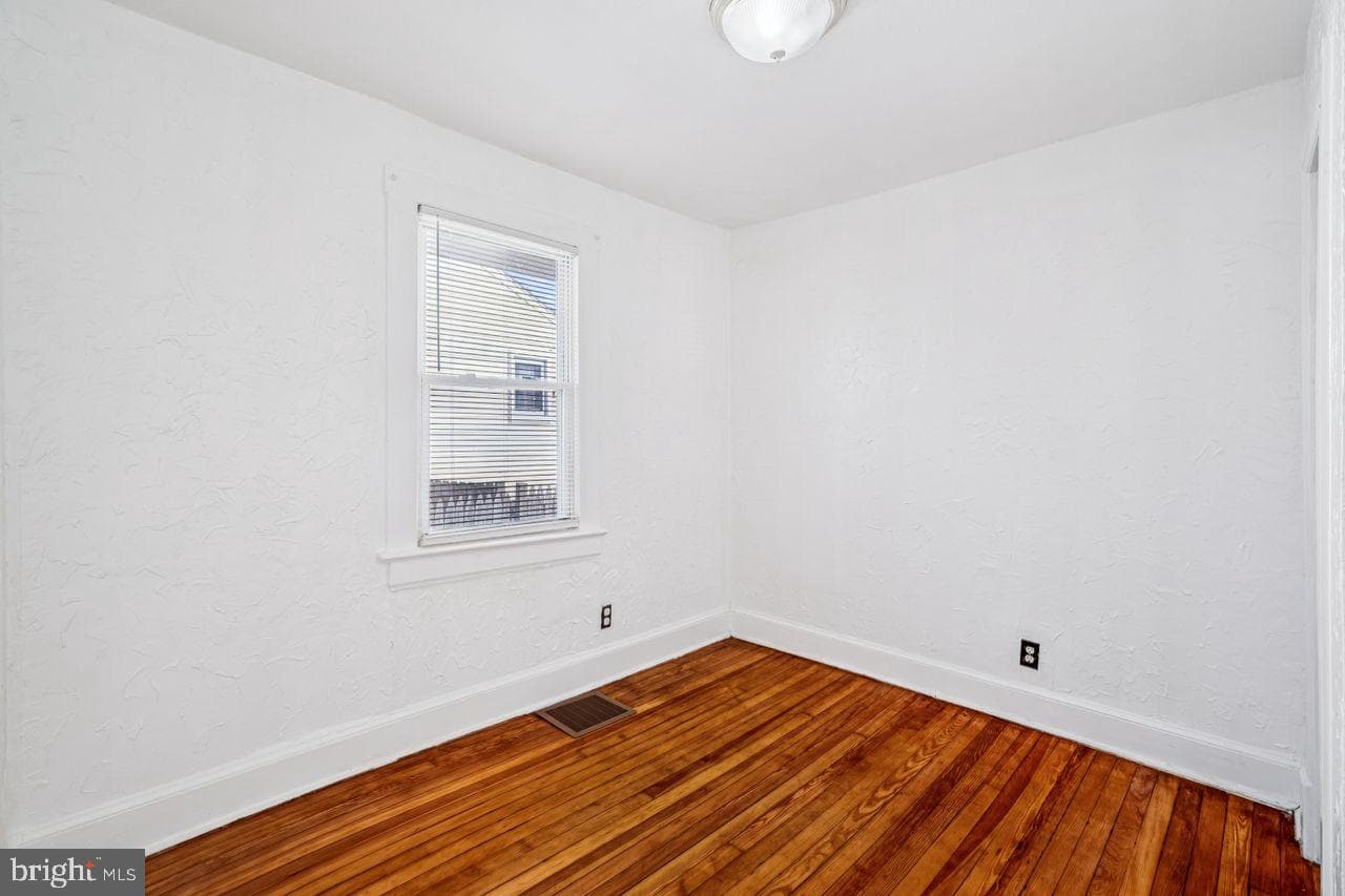 4317 Lawrence Street photo 15