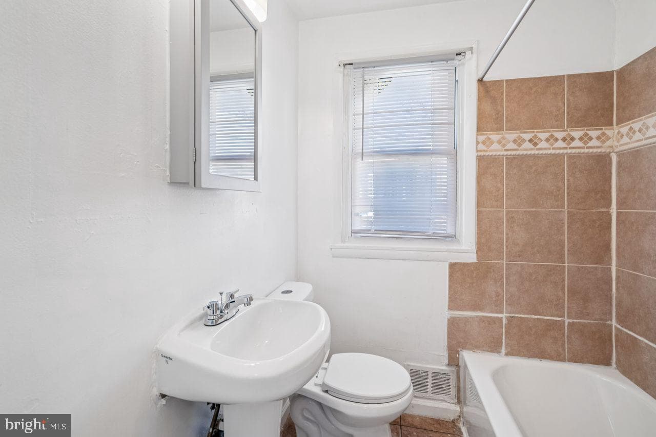 4317 Lawrence Street photo 17