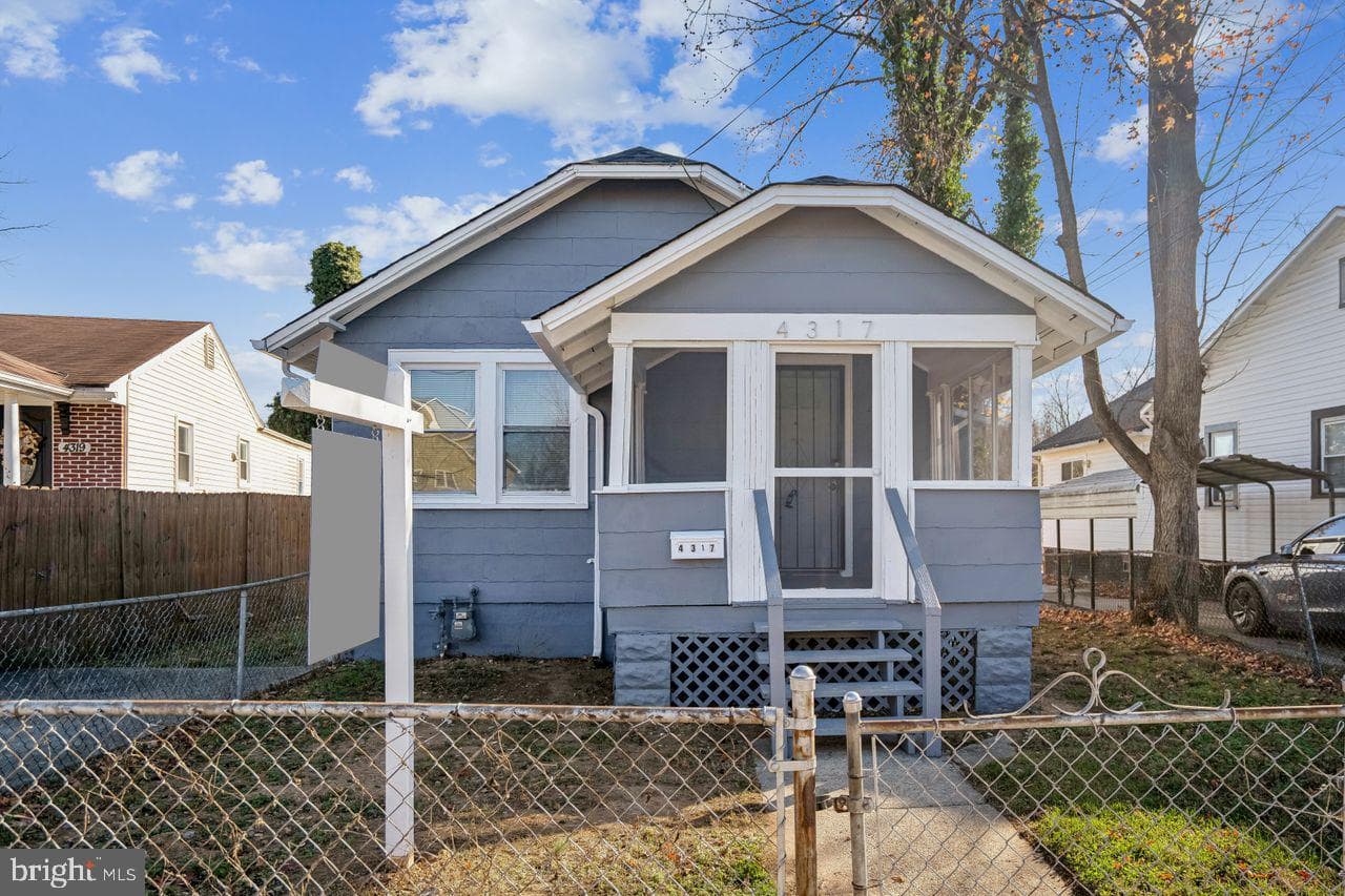 4317 Lawrence Street photo 25
