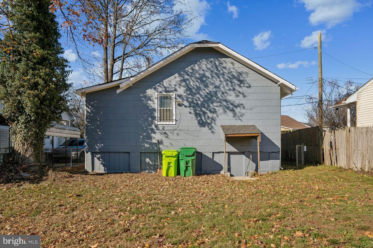 4317 Lawrence Street photo 27