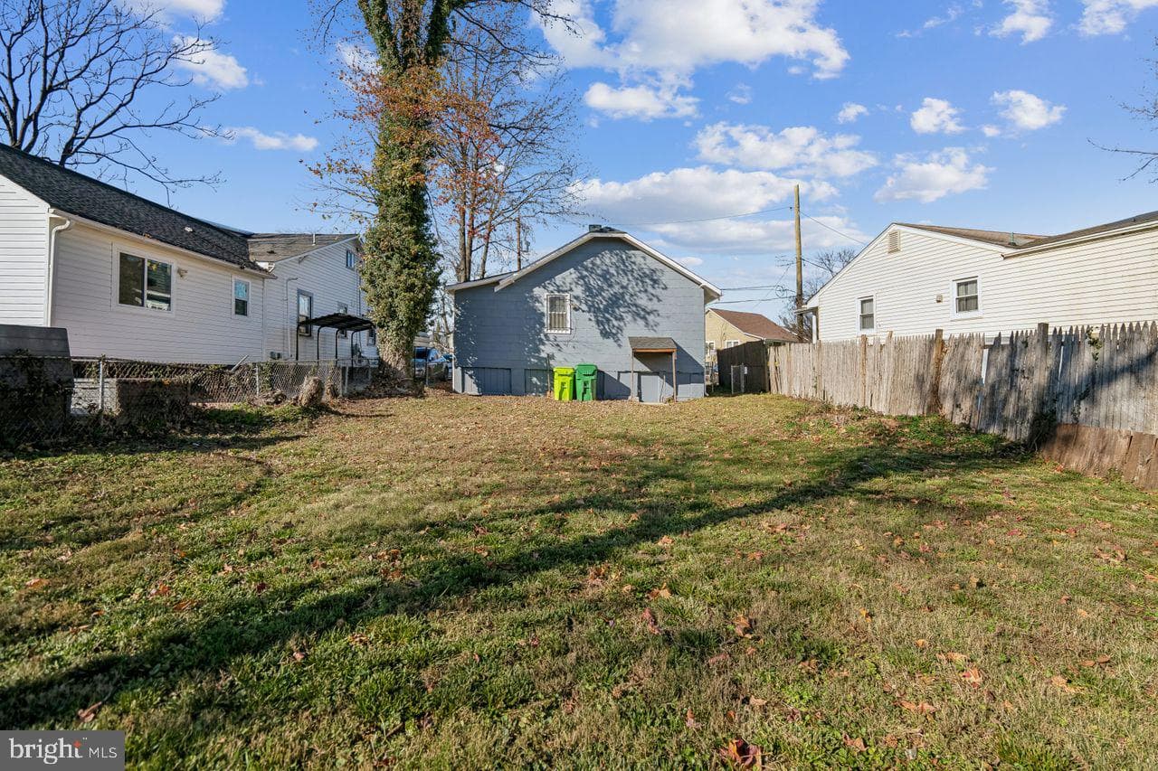 4317 Lawrence Street photo 28