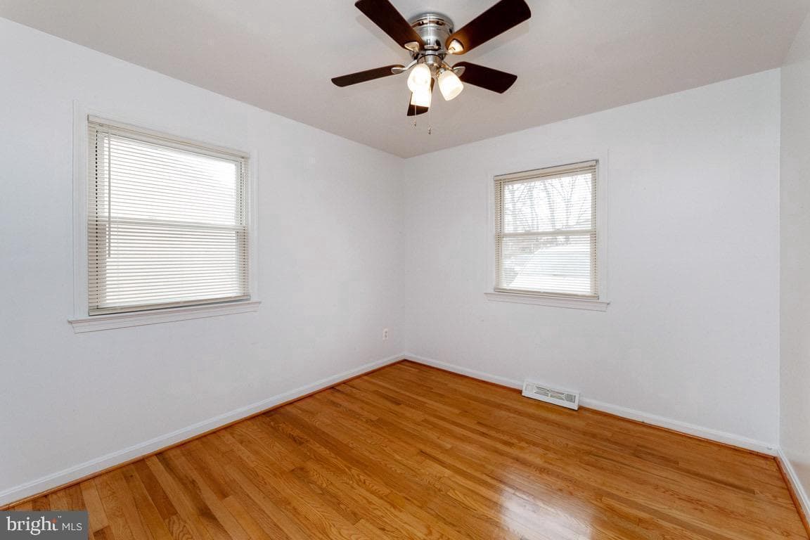 8110 Phelps Place photo 14