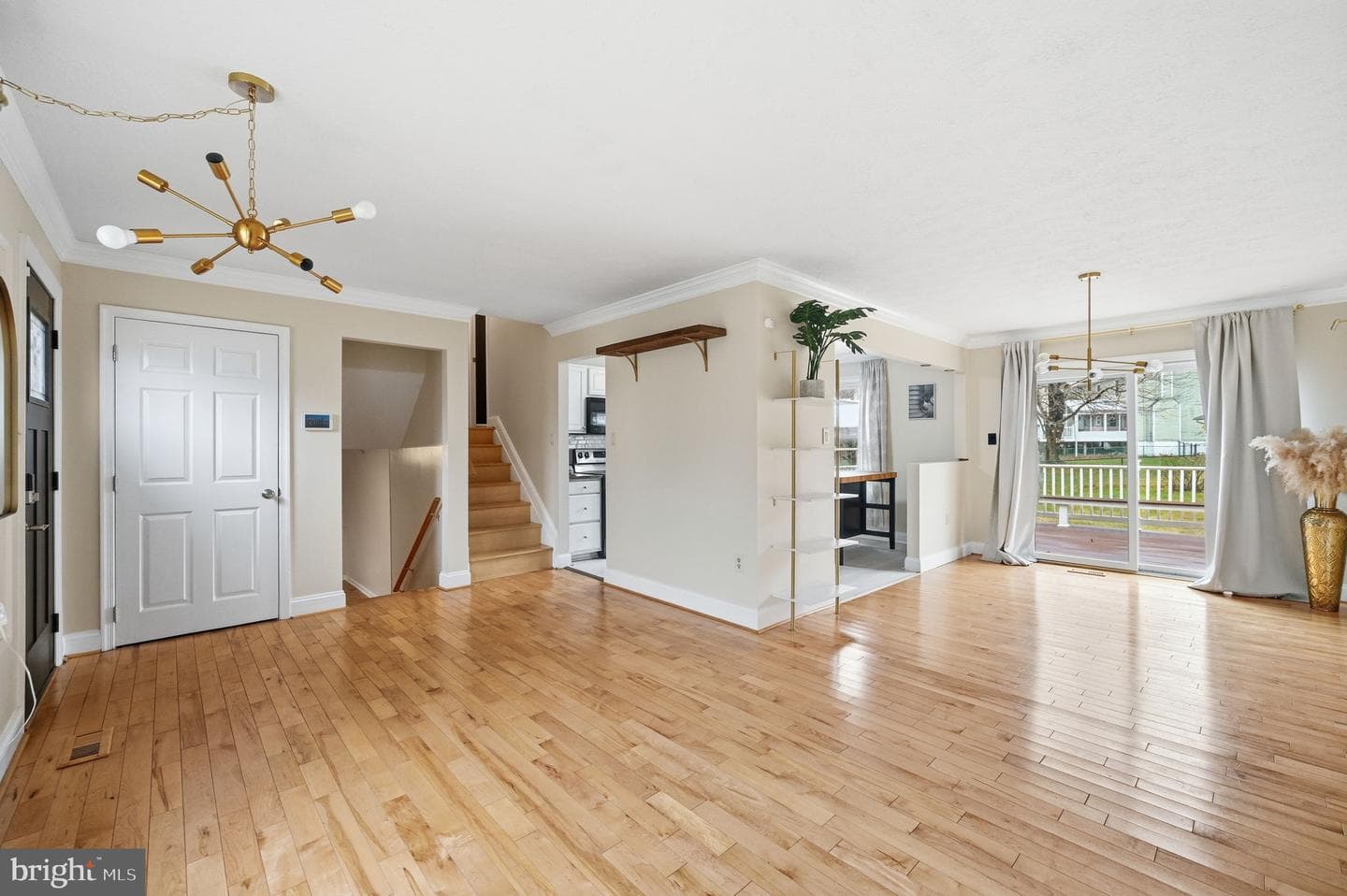 10748 Hollaway Drive photo 10