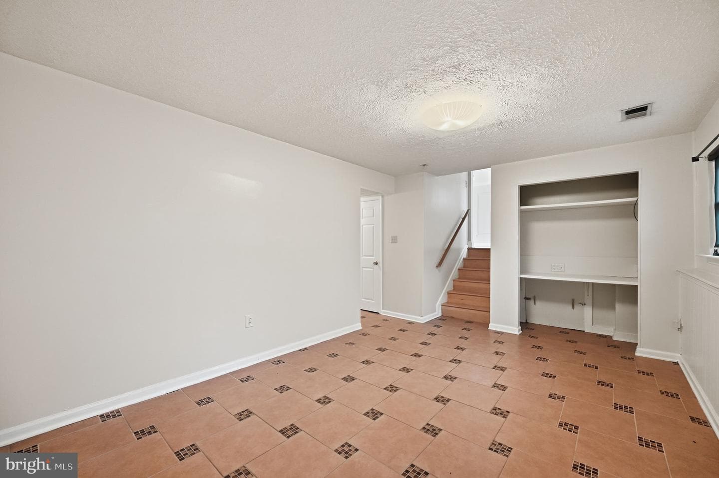 10748 Hollaway Drive photo 23
