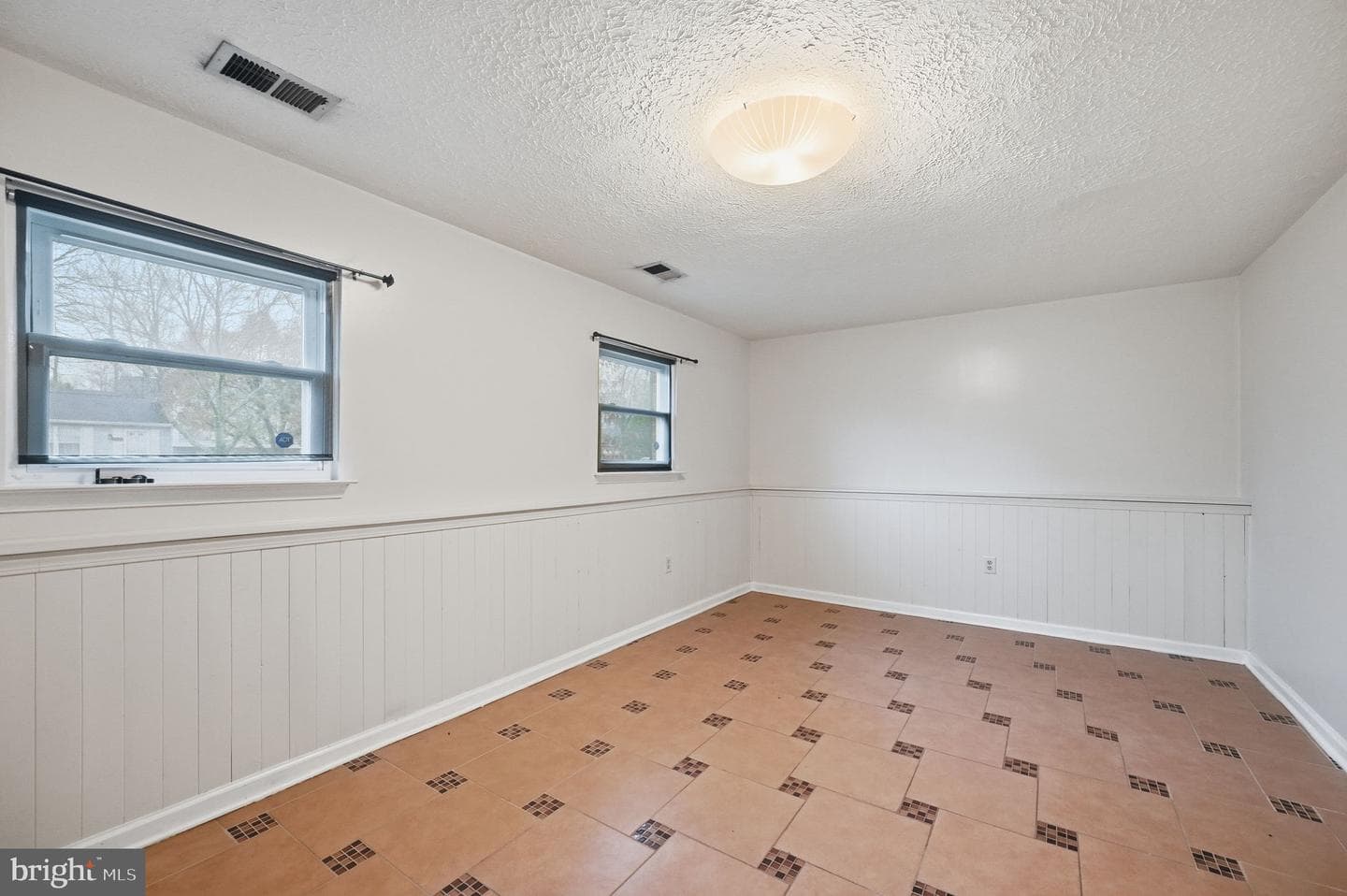 10748 Hollaway Drive photo 25
