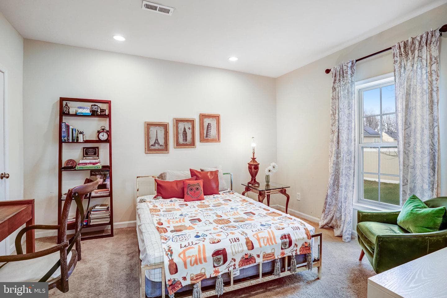2706 Sir Michael Place photo 54