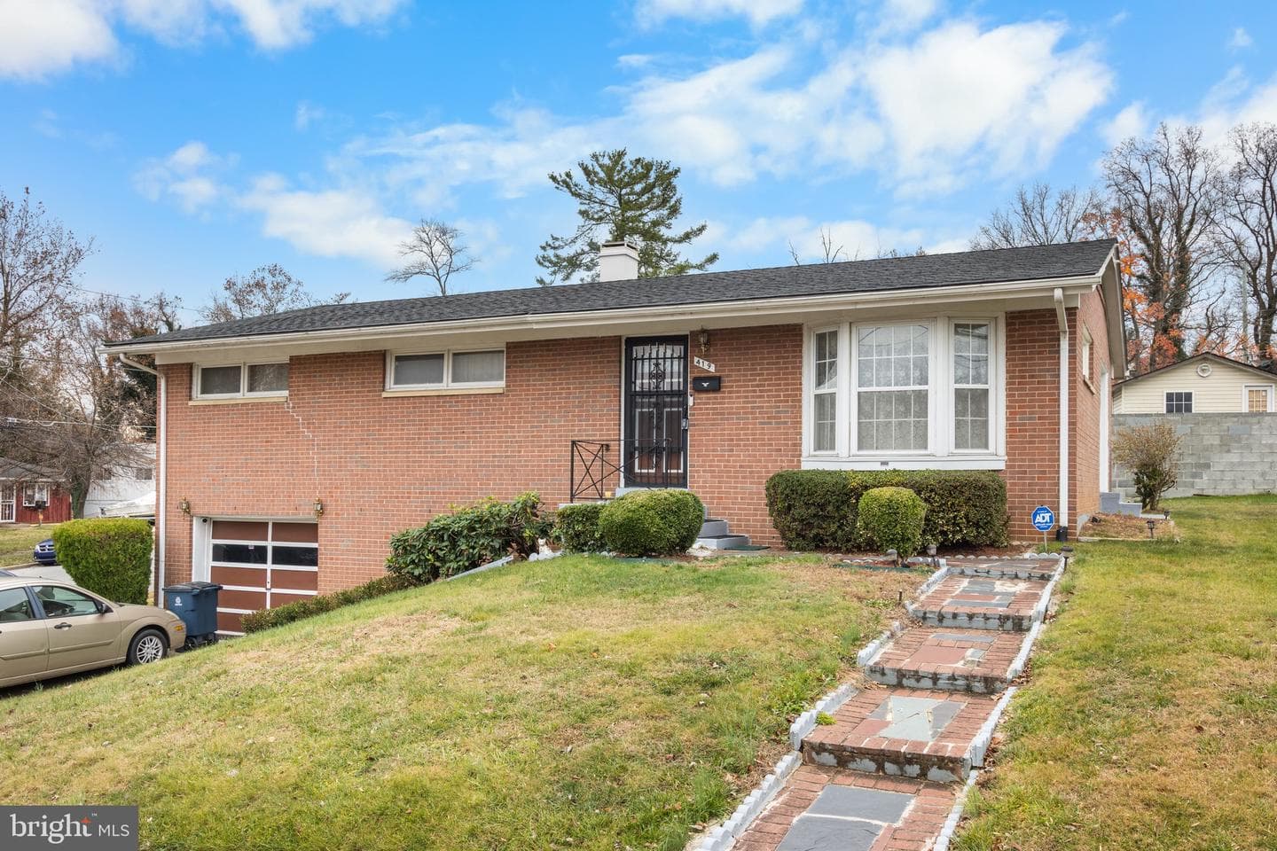 419 Hayworth Place photo 1