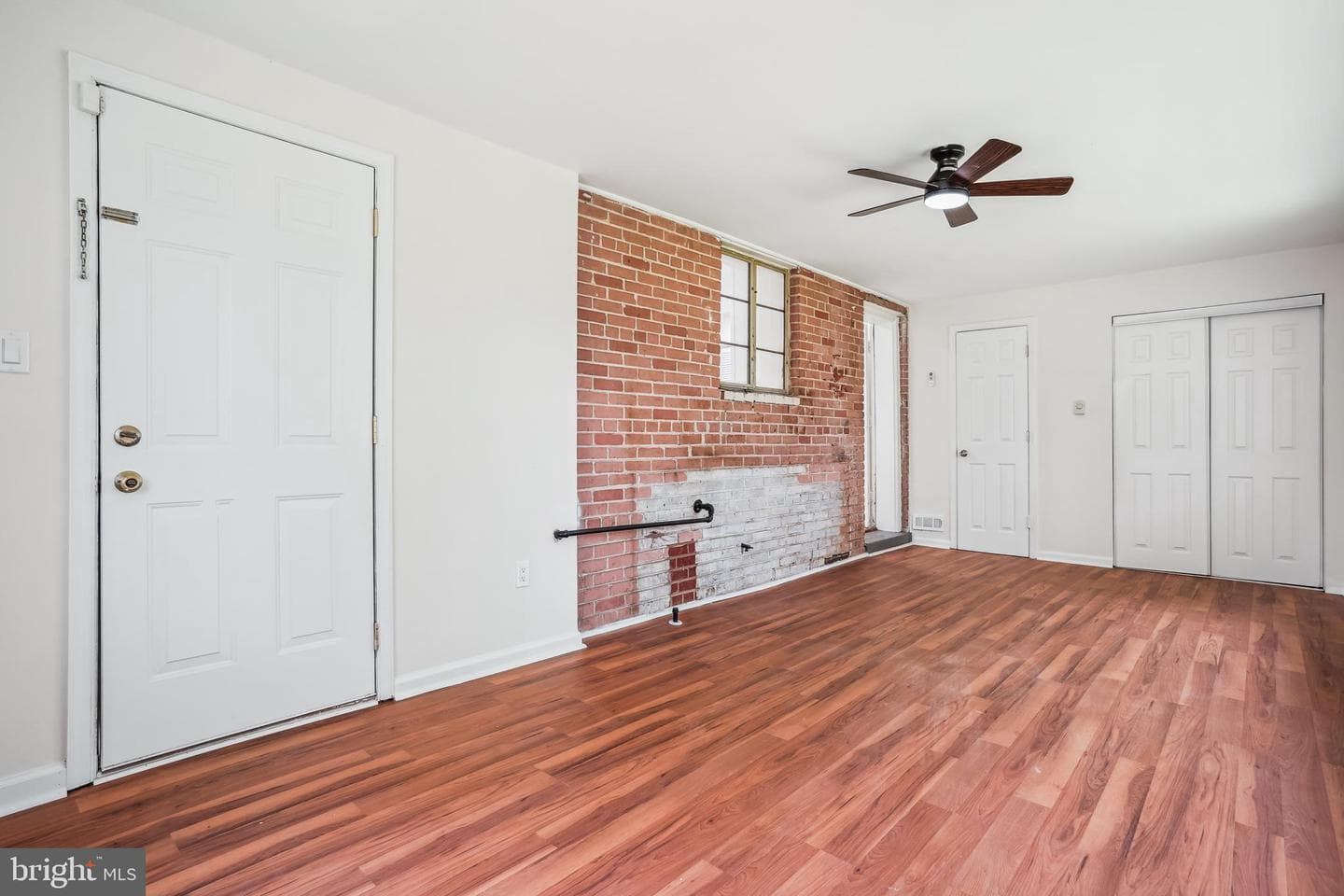 2305 Houston Street photo 20