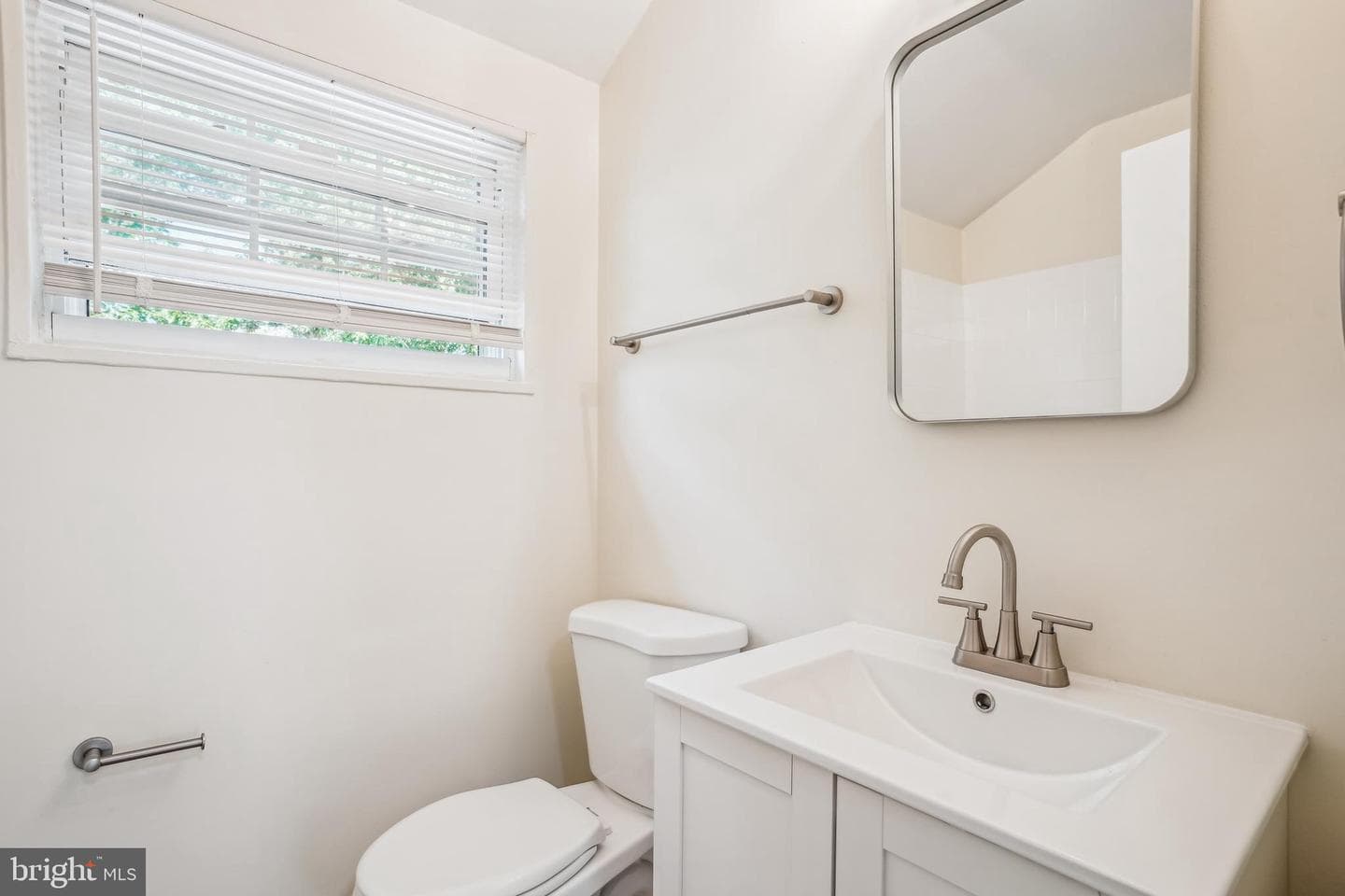 2305 Houston Street photo 5