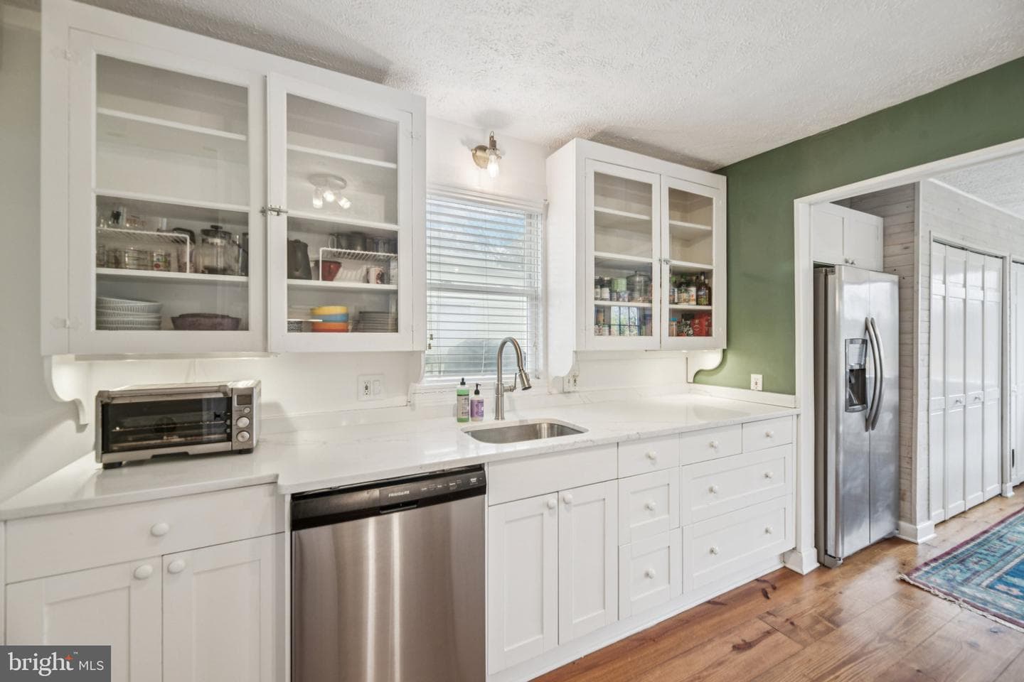 3212 Upshur Street photo 8