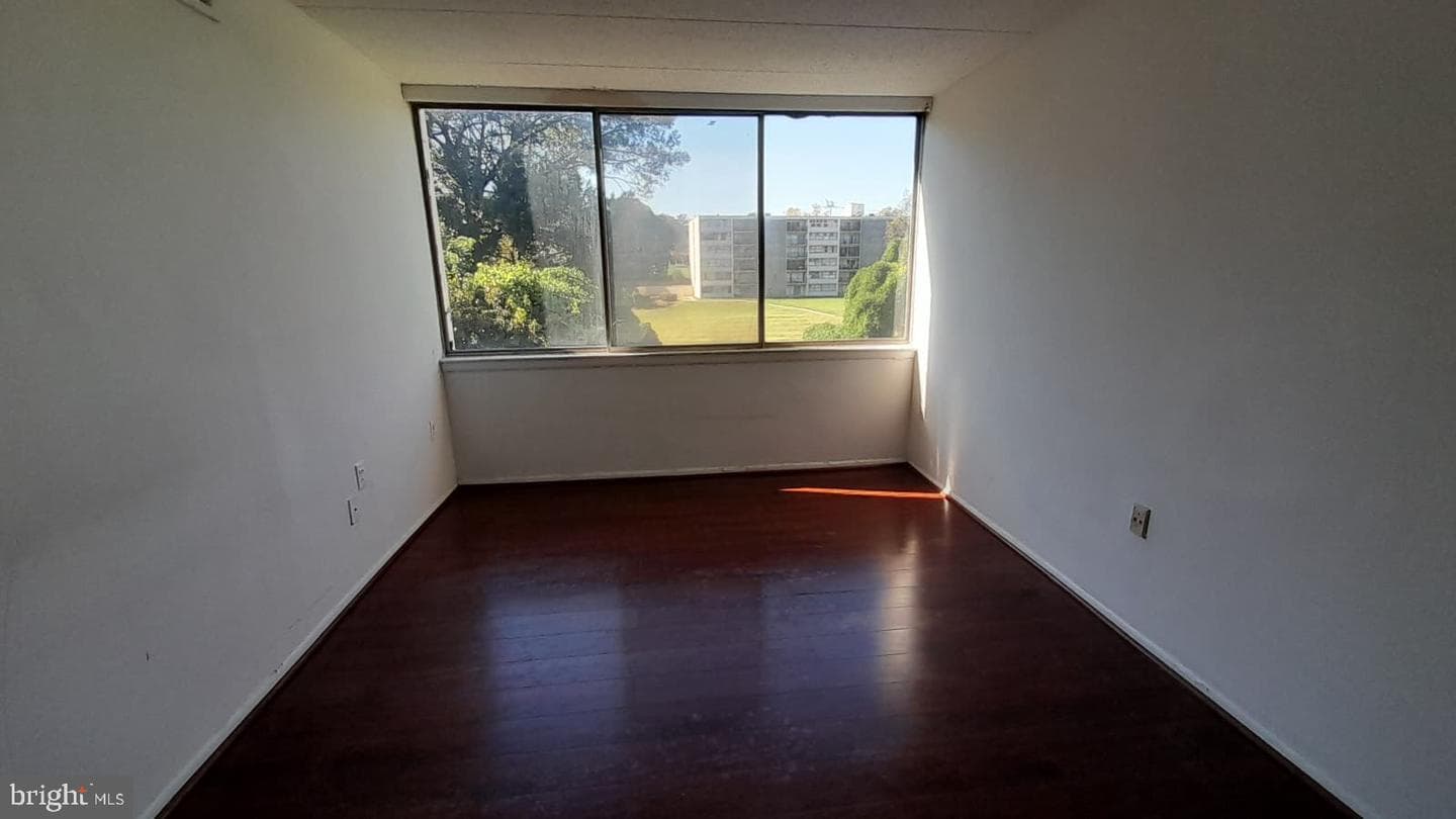 1804 Metzerott #303 photo 7