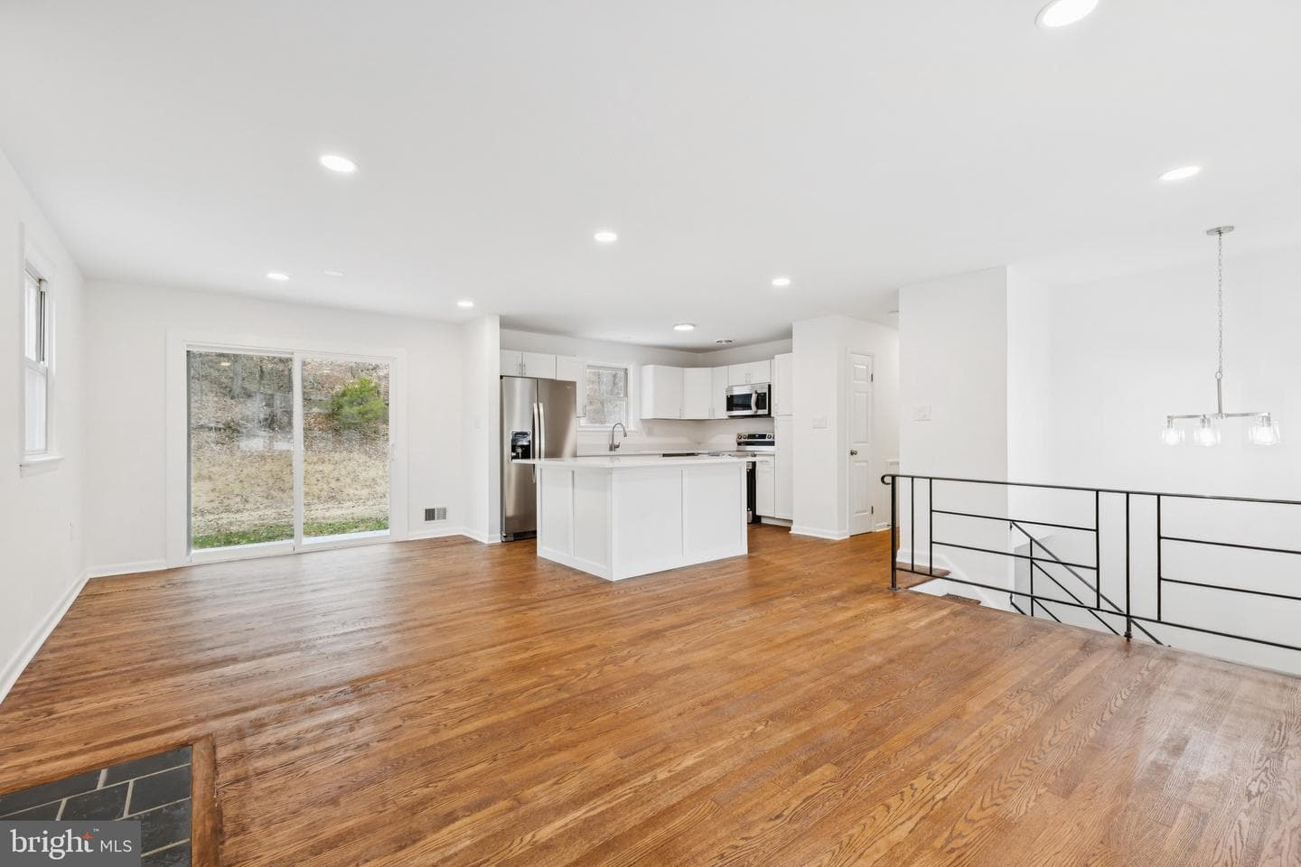 4704 Tamworth Court photo 8