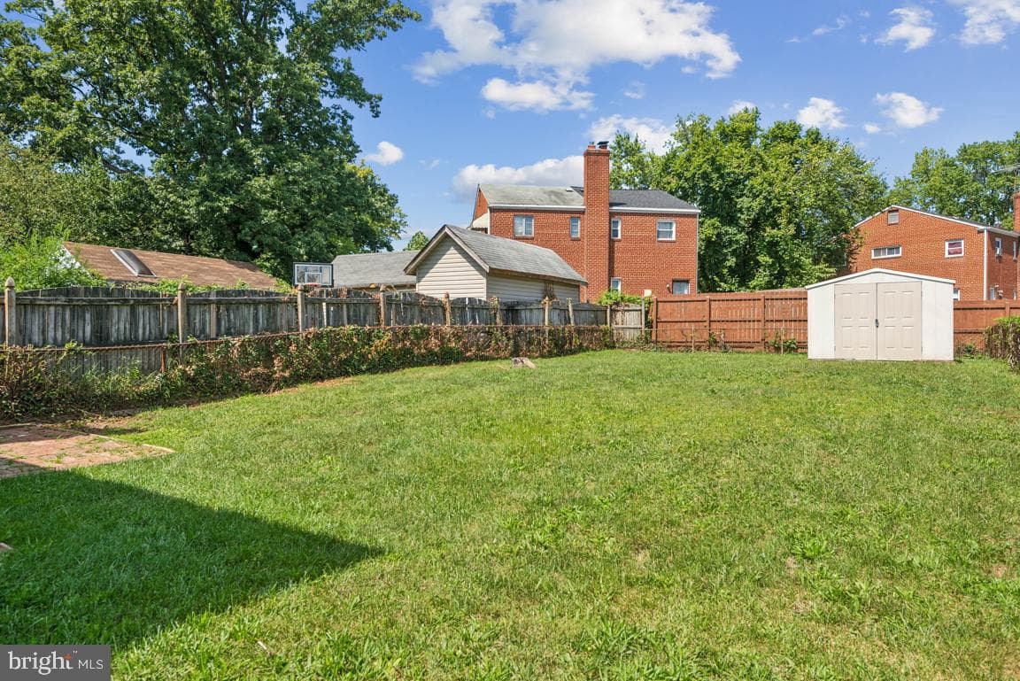 2412 Kenton Place photo 21