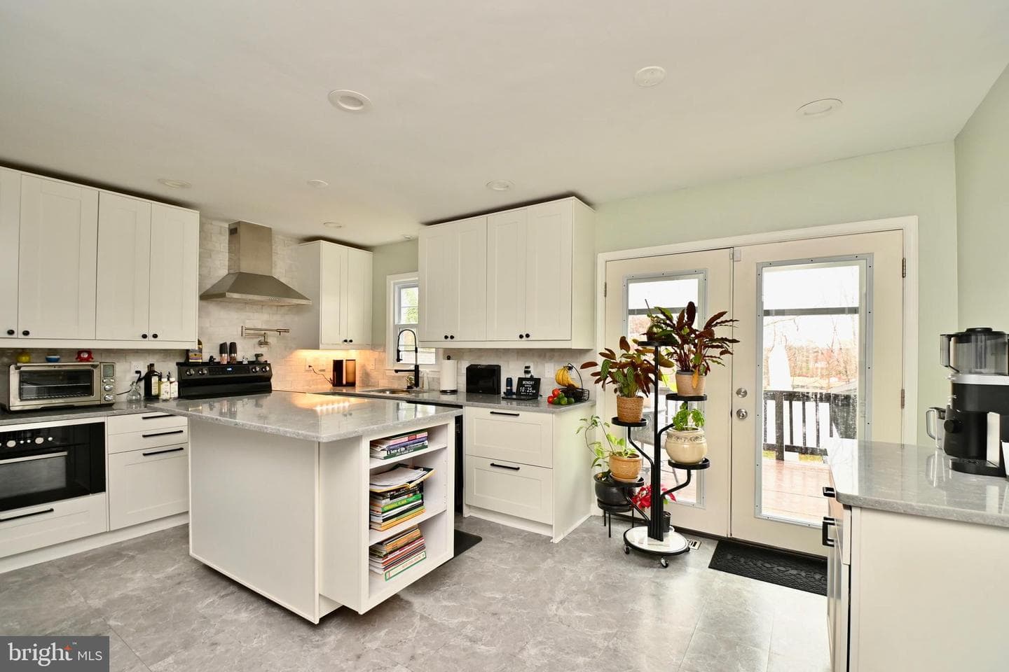 6431 Forest Road photo 11