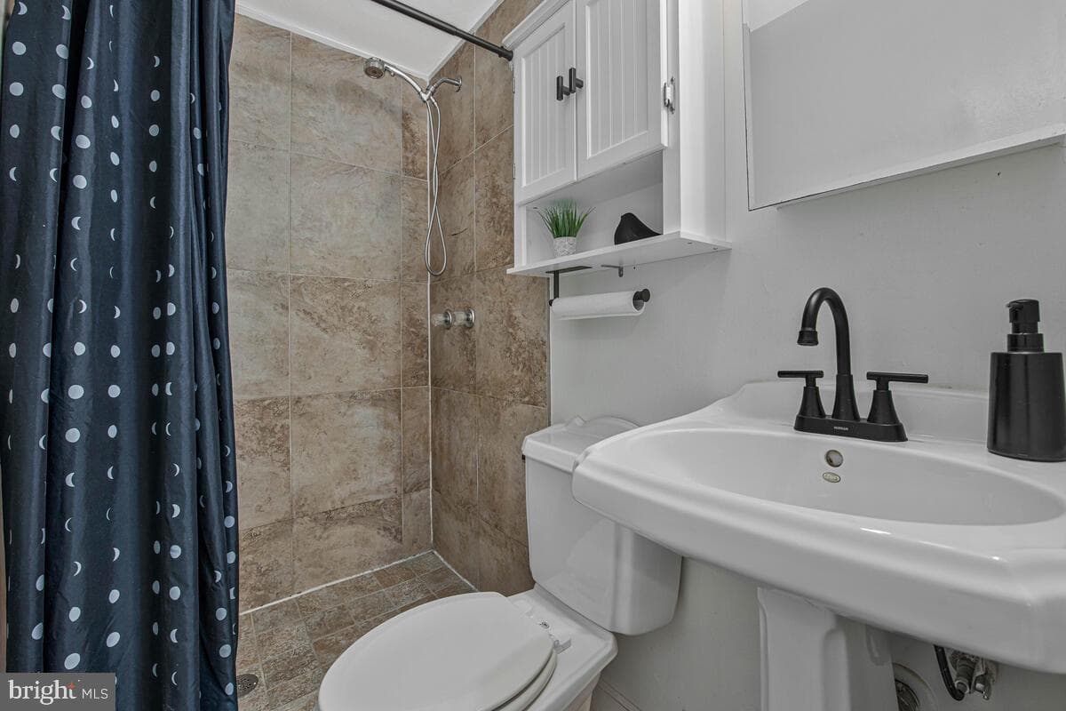 1310 Asheville Road photo 11