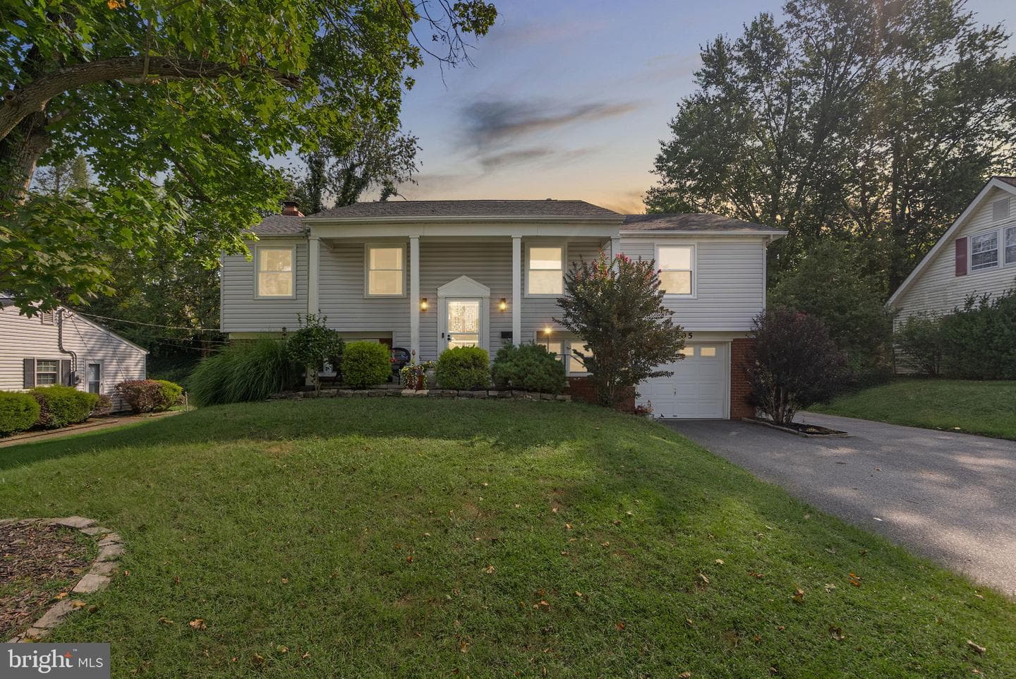 1305 Pennington Lane photo 2