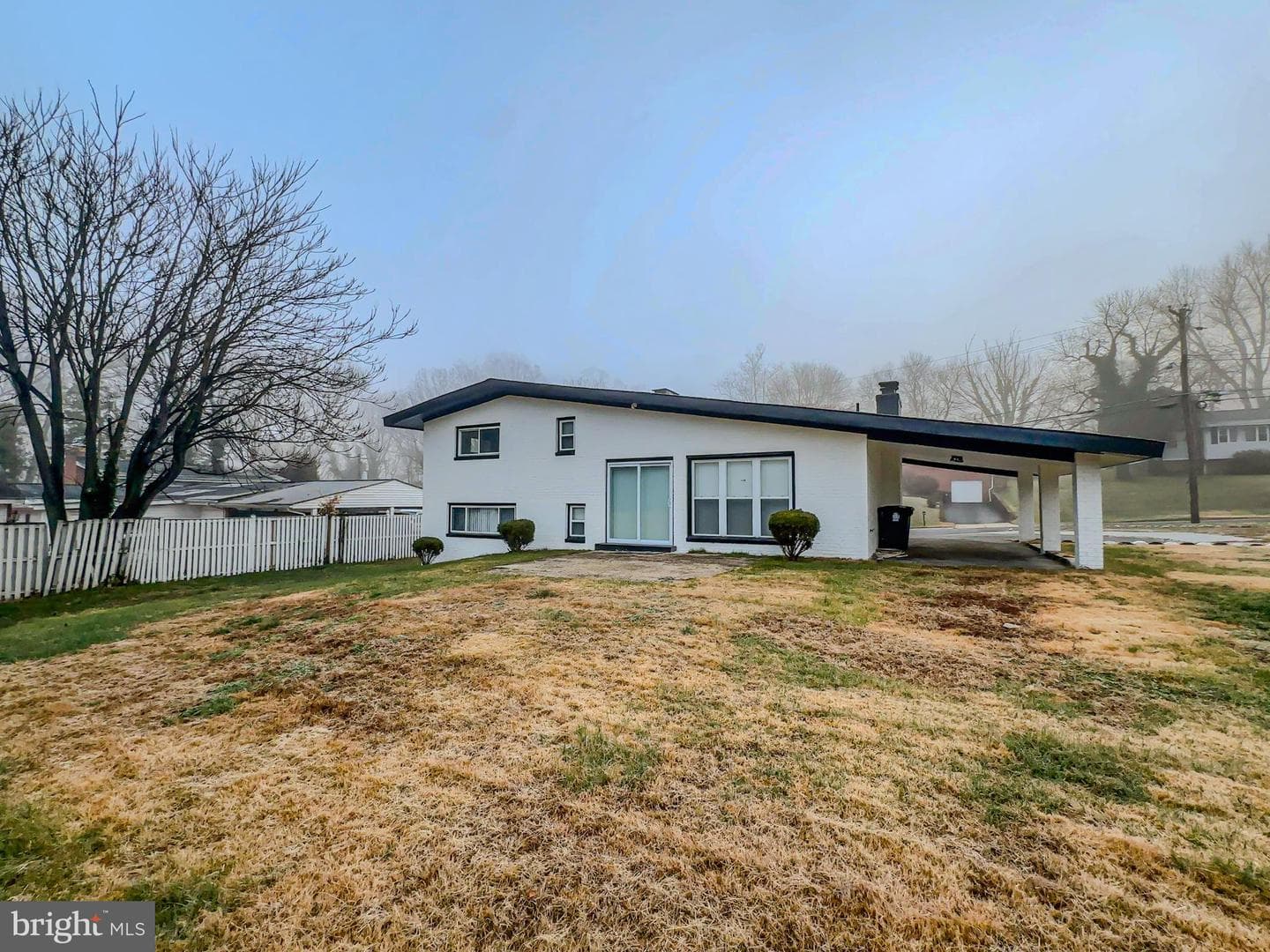6005 Middleton Lane photo 30