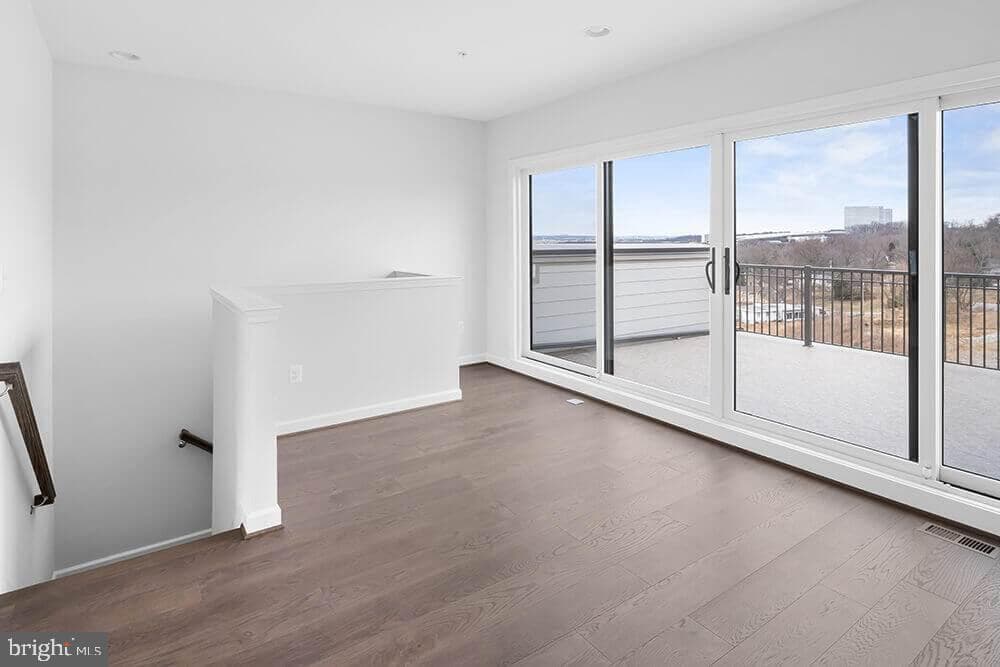 614 Catamaran Way photo 14