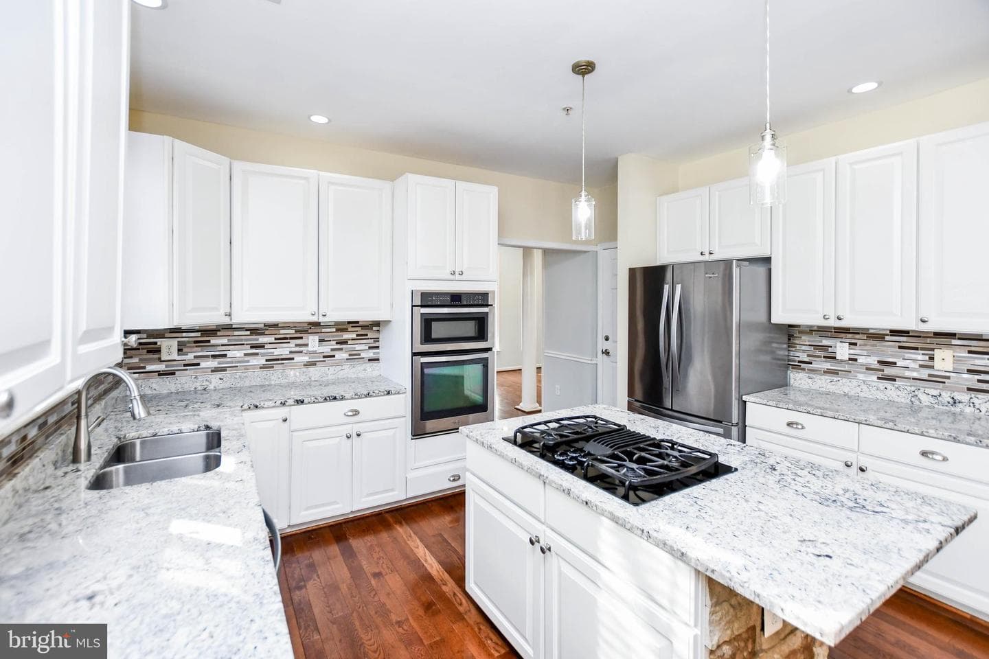 12003 Manchester Way photo 33