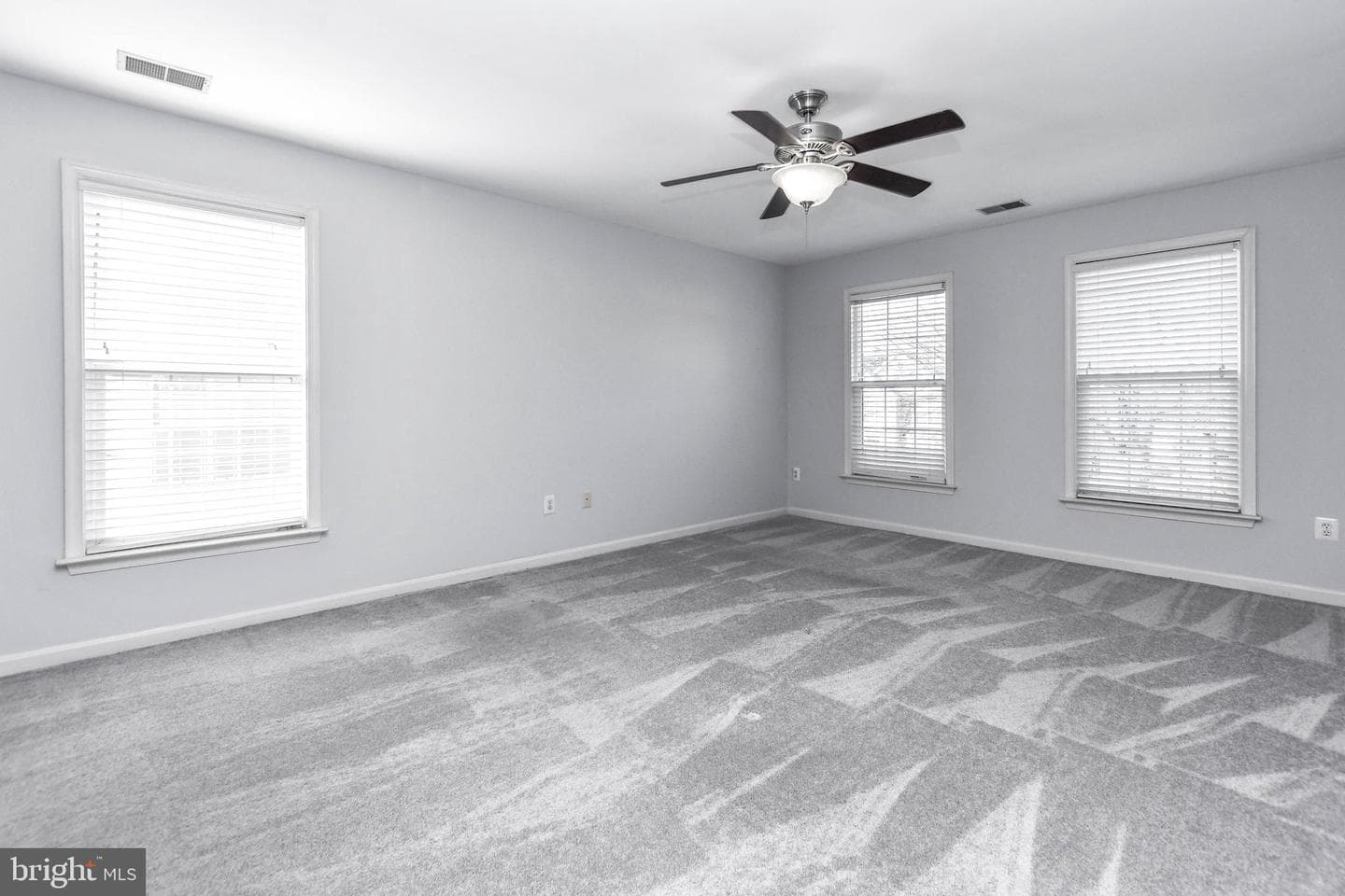 12003 Manchester Way photo 8