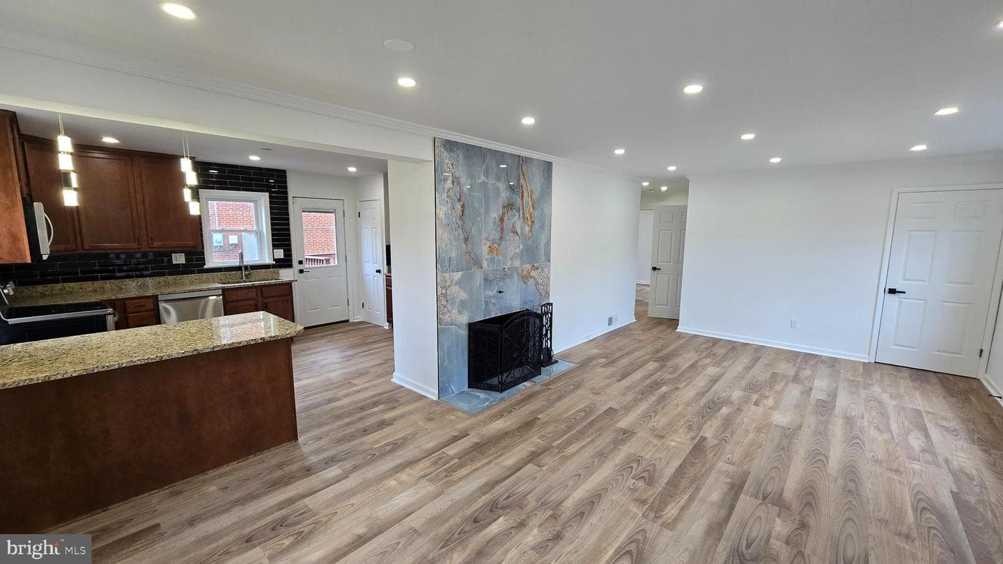 6719 Kipling photo 4