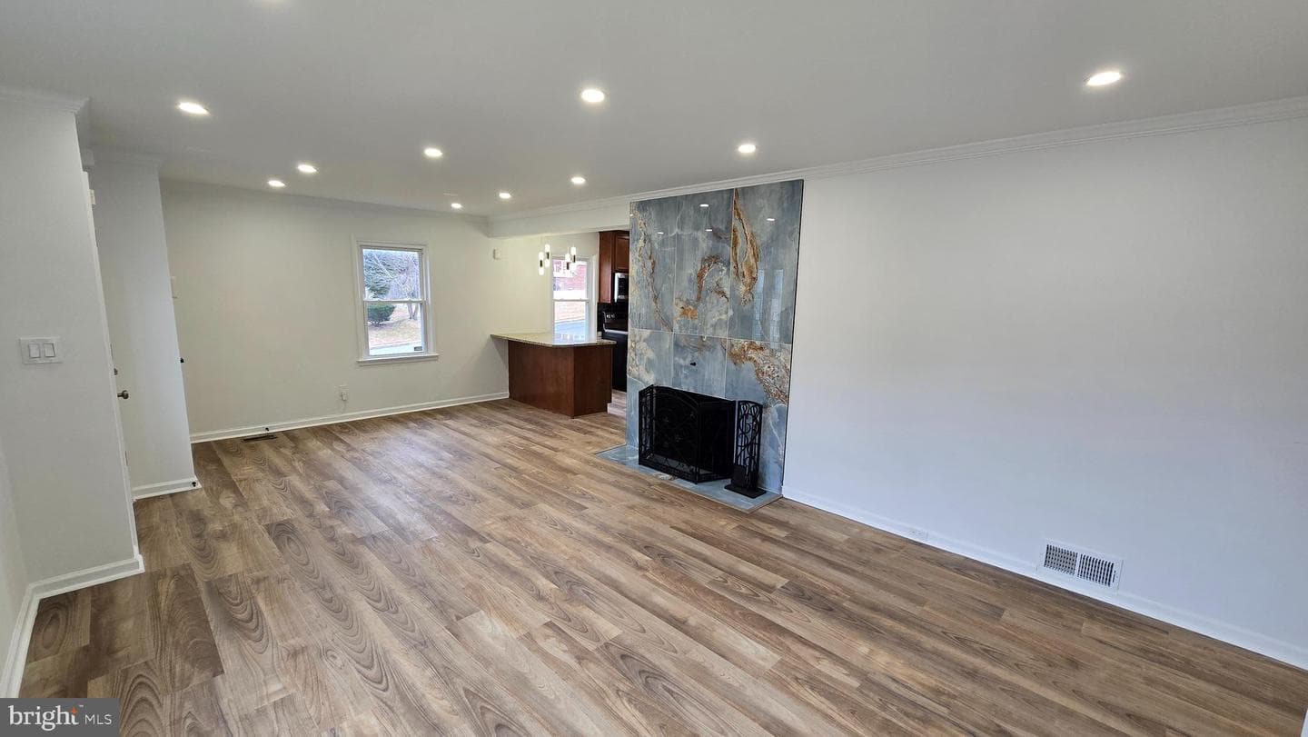 6719 Kipling photo 8