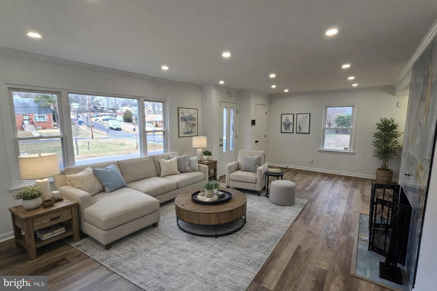 6719 Kipling photo 9