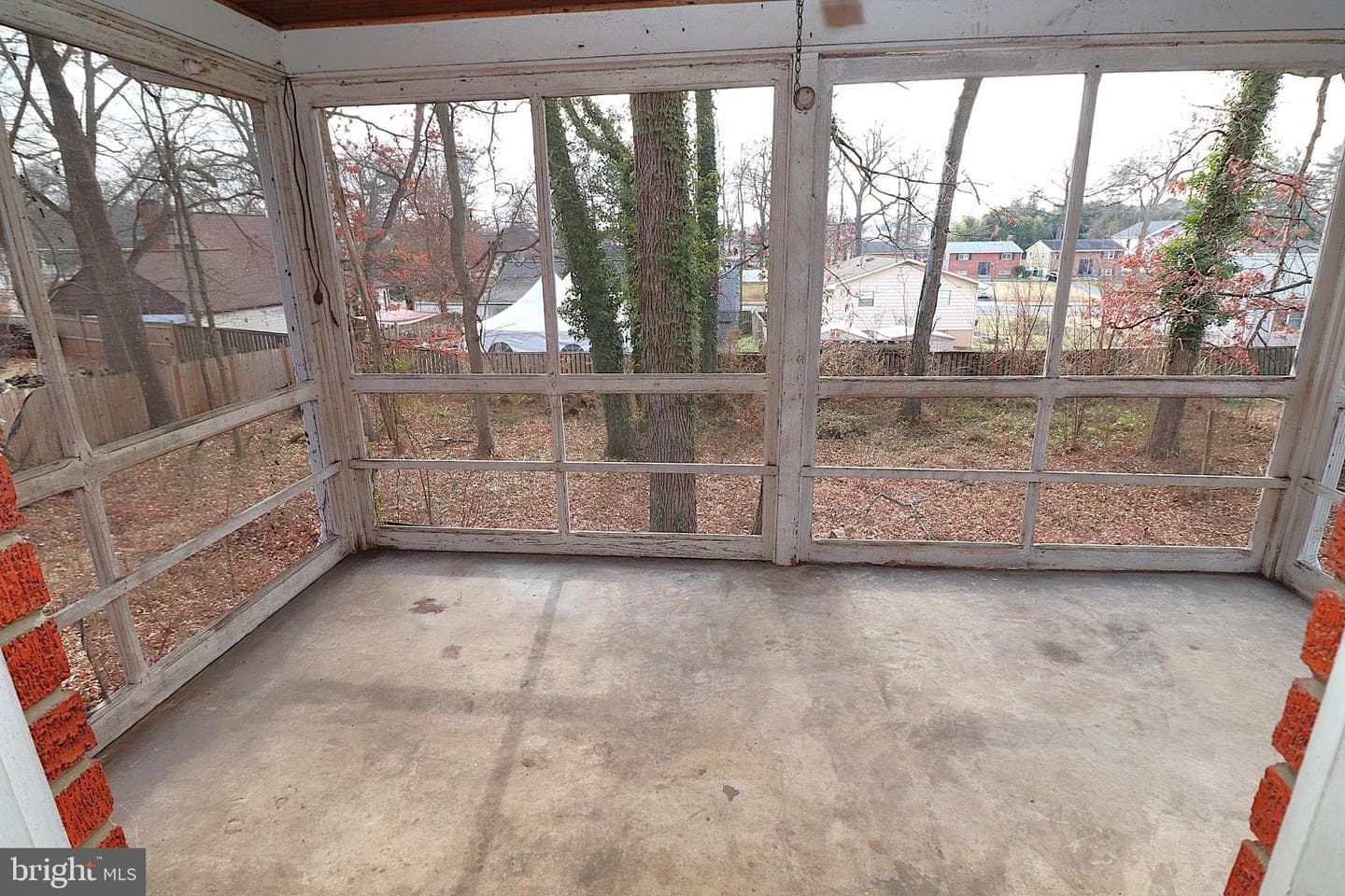 9359 Worrell Avenue photo 8