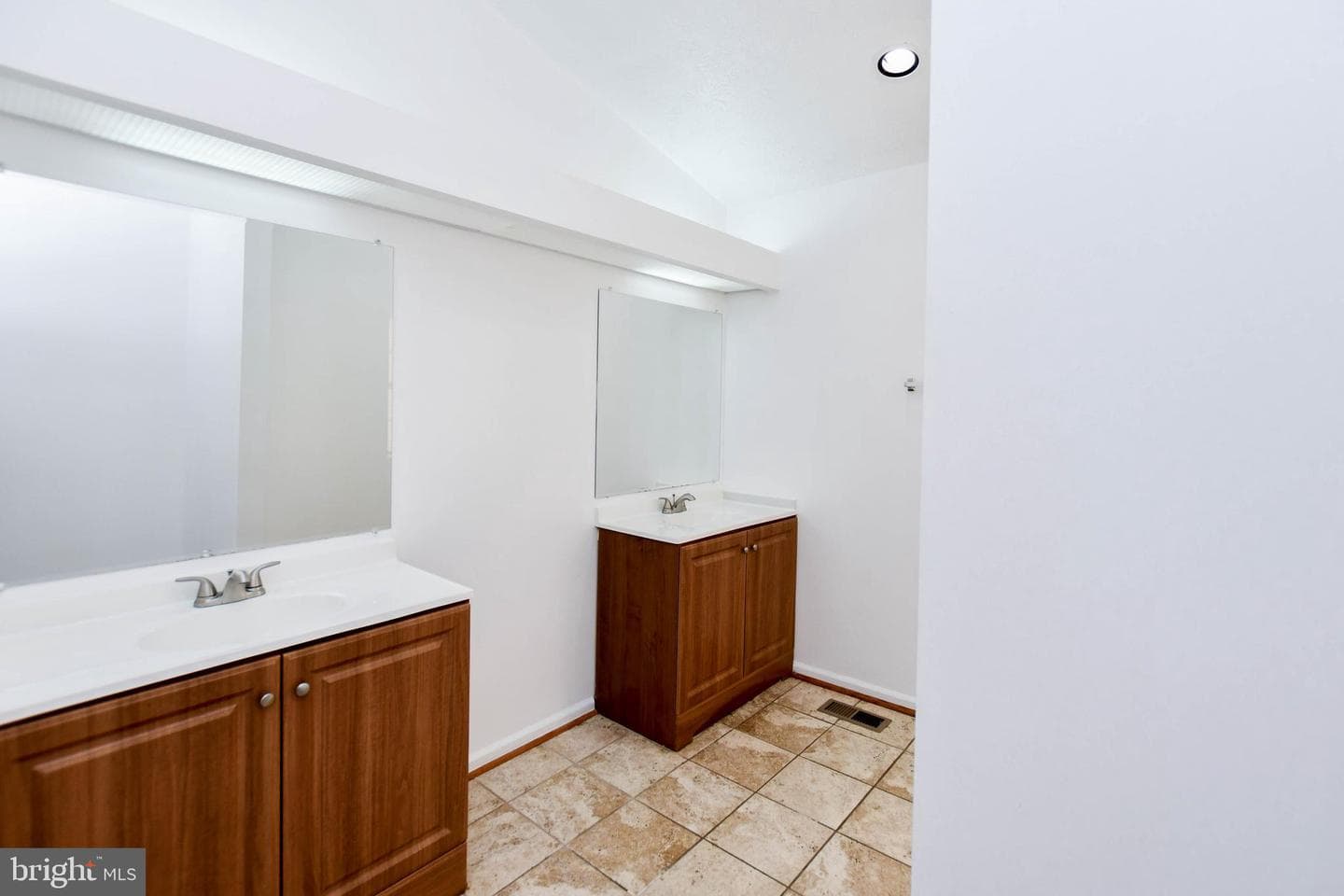 13208 Keverton Drive photo 8