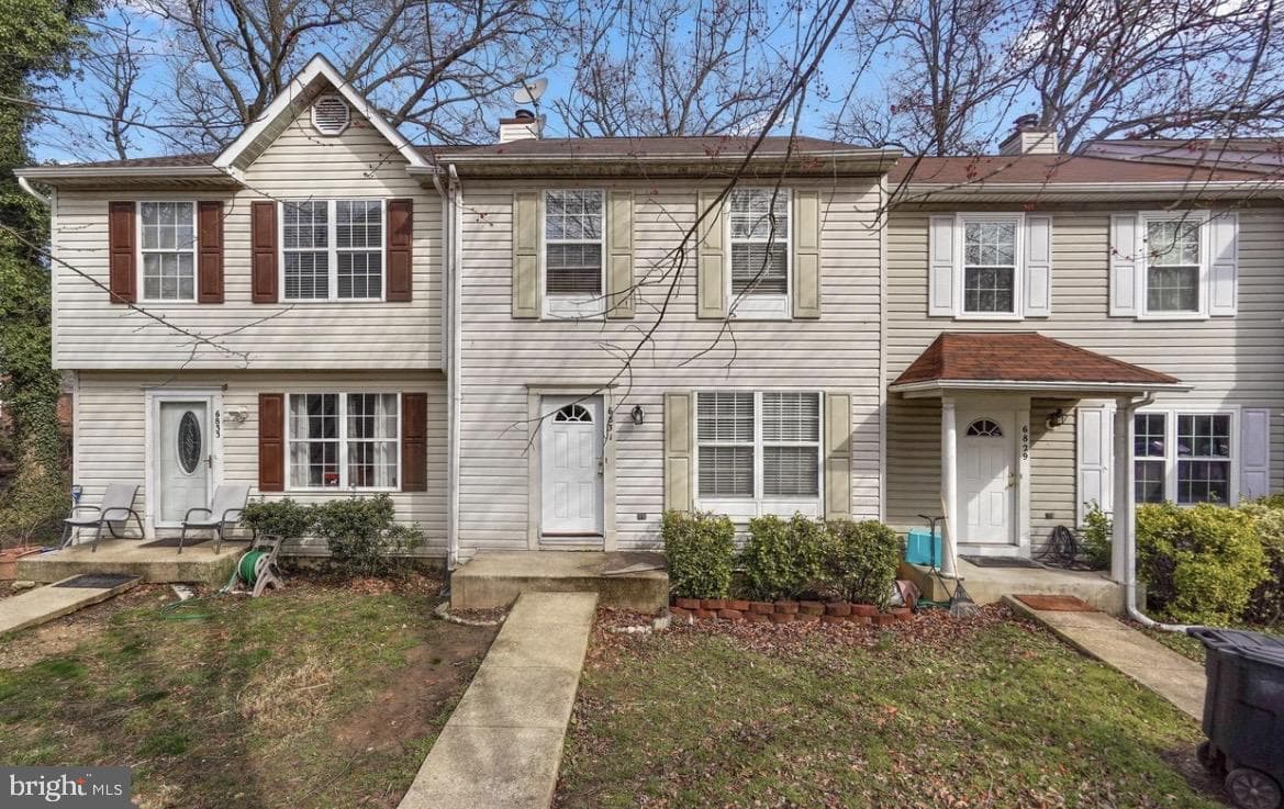 6831 Red Maple Court
