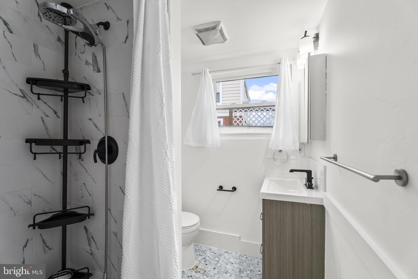 1804 Avalon Place photo 13