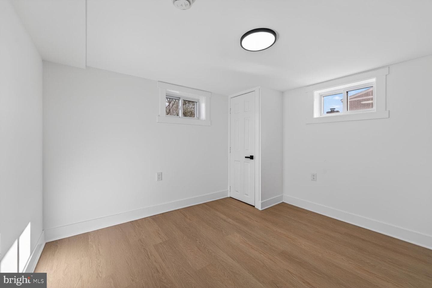 8603 Oakdale Street photo 21
