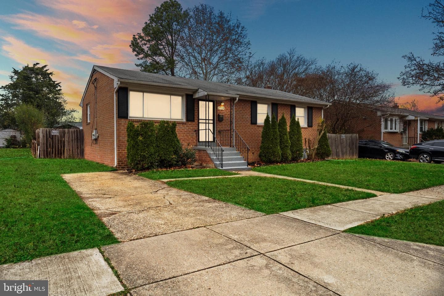 2713 Pinecreek Place photo 2