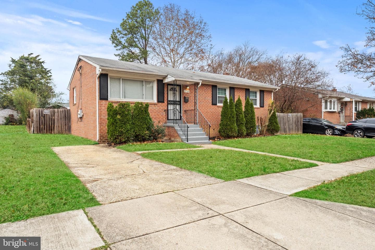 2713 Pinecreek Place photo 3