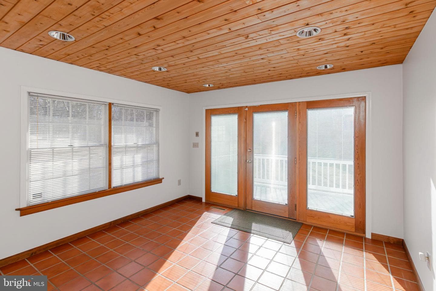 921 Palmer Road photo 9