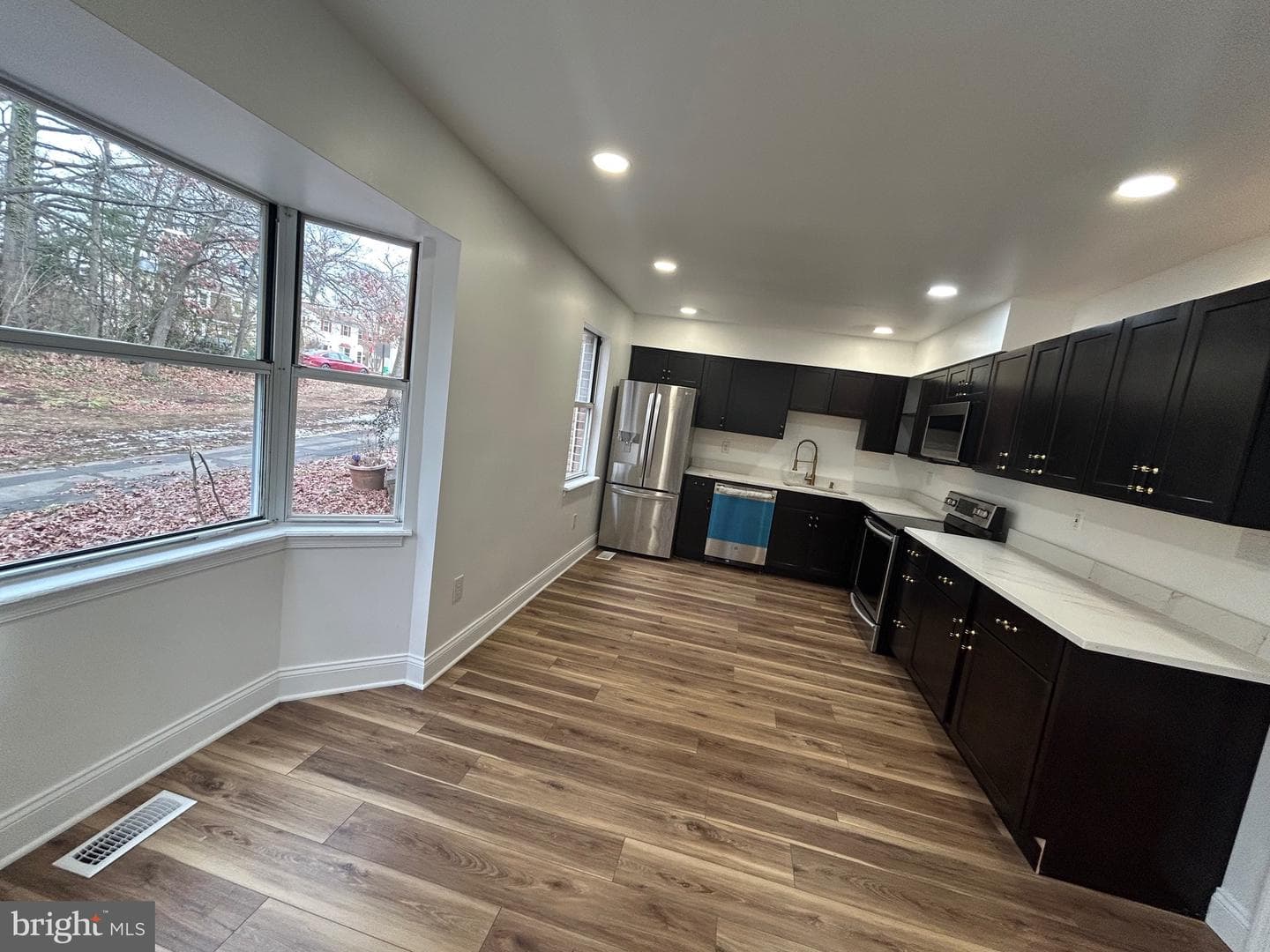 7036 Palamar Terrace photo 2